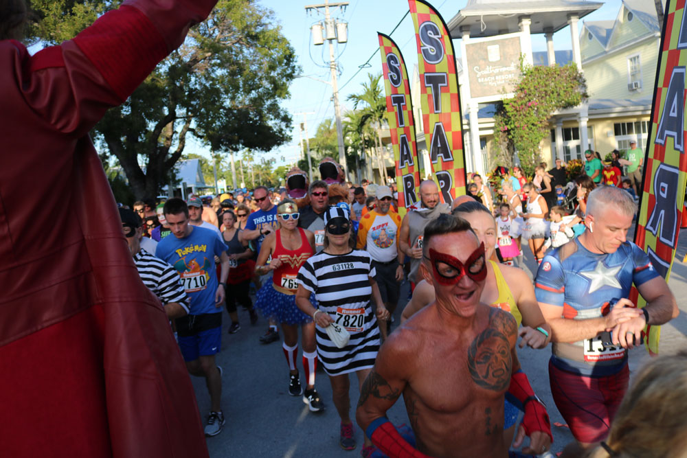 Heroes and Villains 5K 2018 photo - Duval Street, Key West